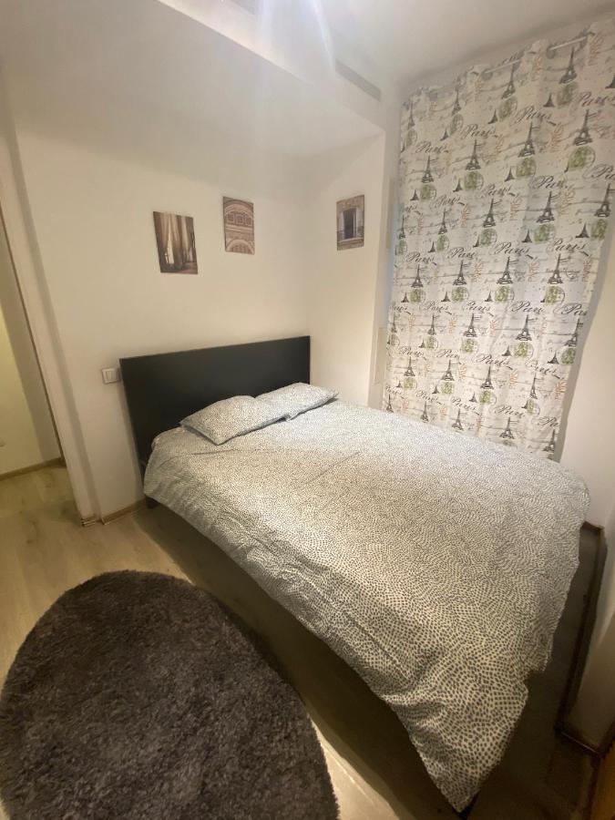 Apartment Kauffman Bucharest